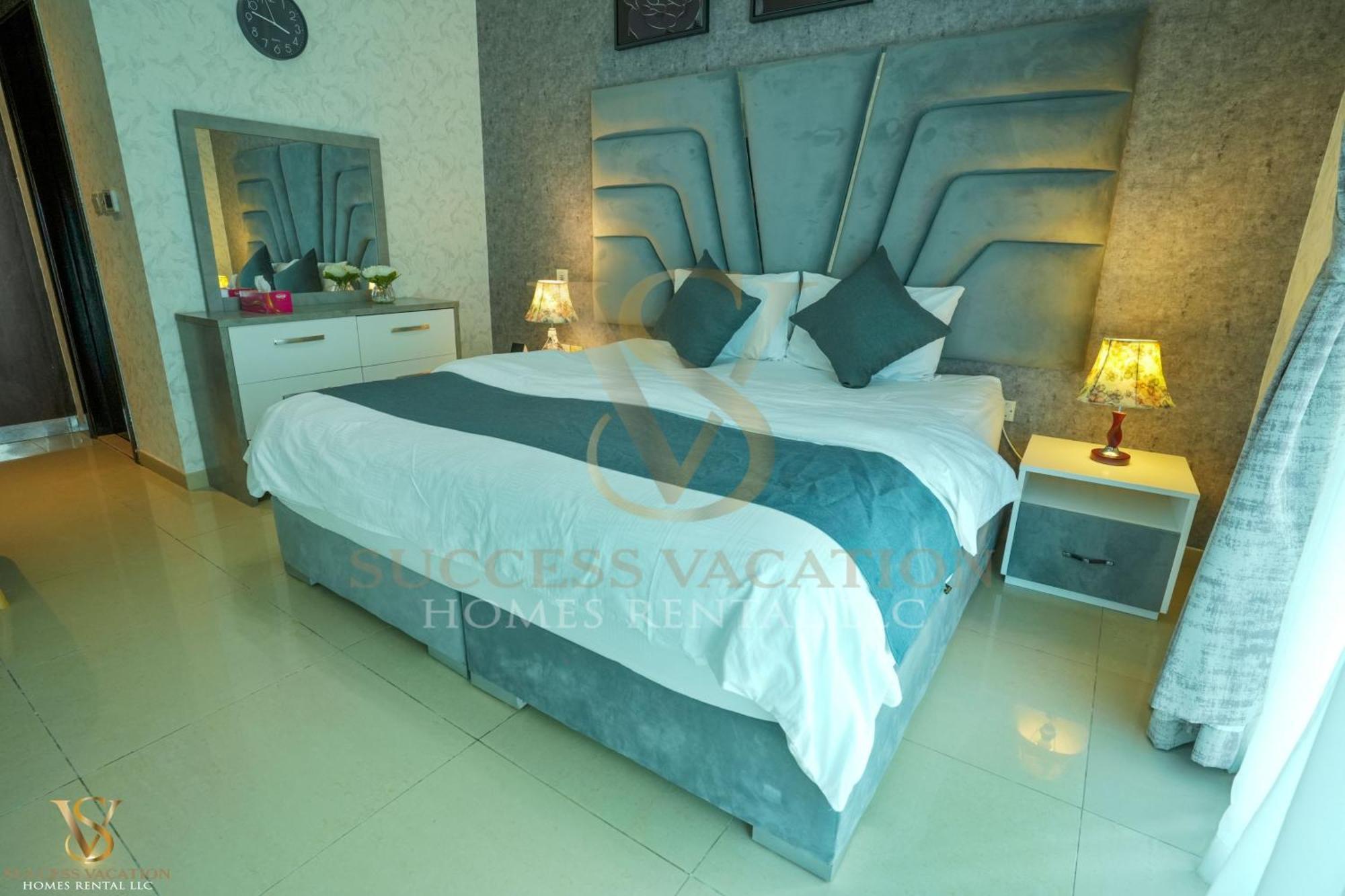 Success Luxury Apartment - 5 Min Away Marina Corniche - Free Housekeeping Provided Everyday-24-7 Staff Available For Services Dubaj Kültér fotó