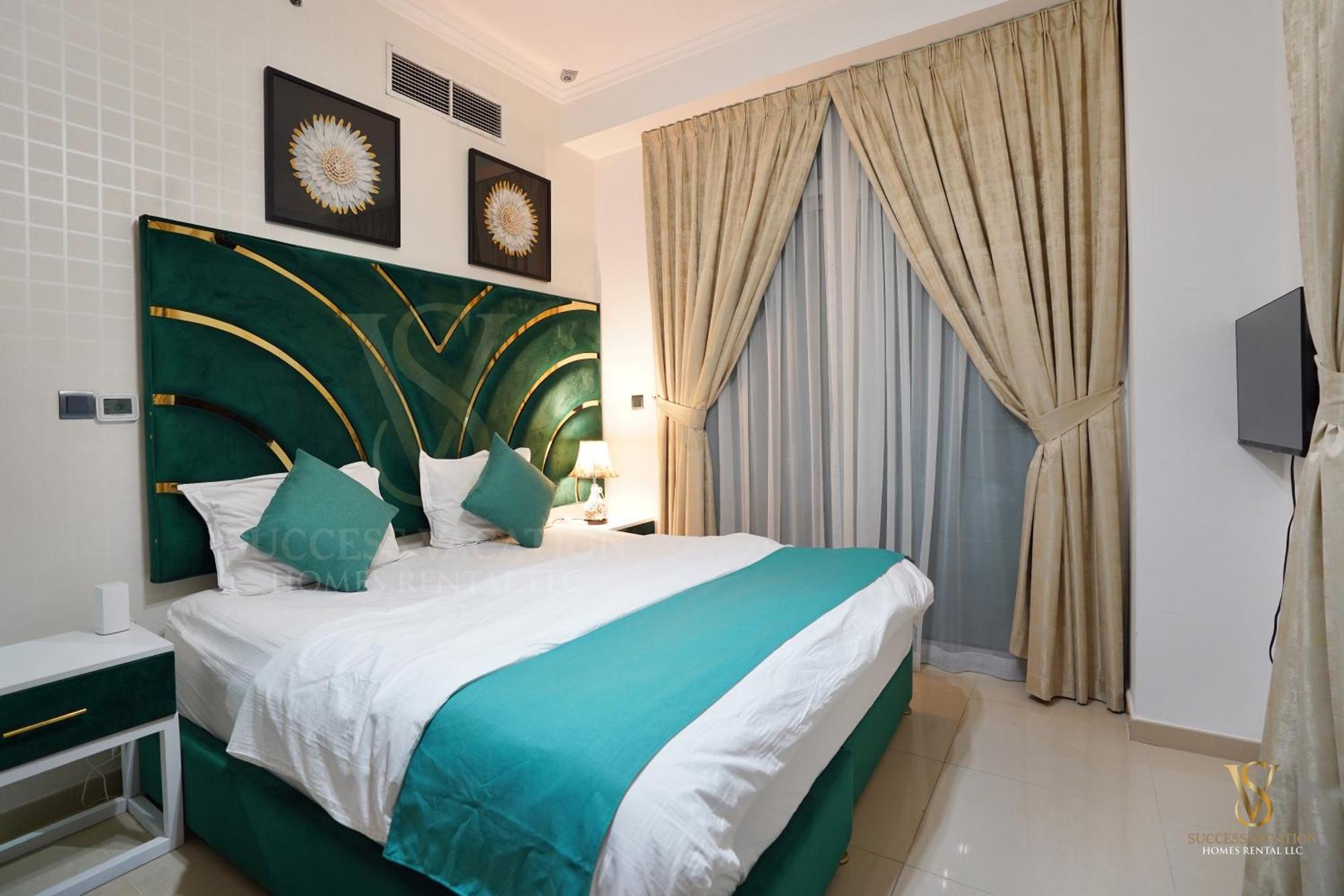 Success Luxury Apartment - 5 Min Away Marina Corniche - Free Housekeeping Provided Everyday-24-7 Staff Available For Services Dubaj Kültér fotó