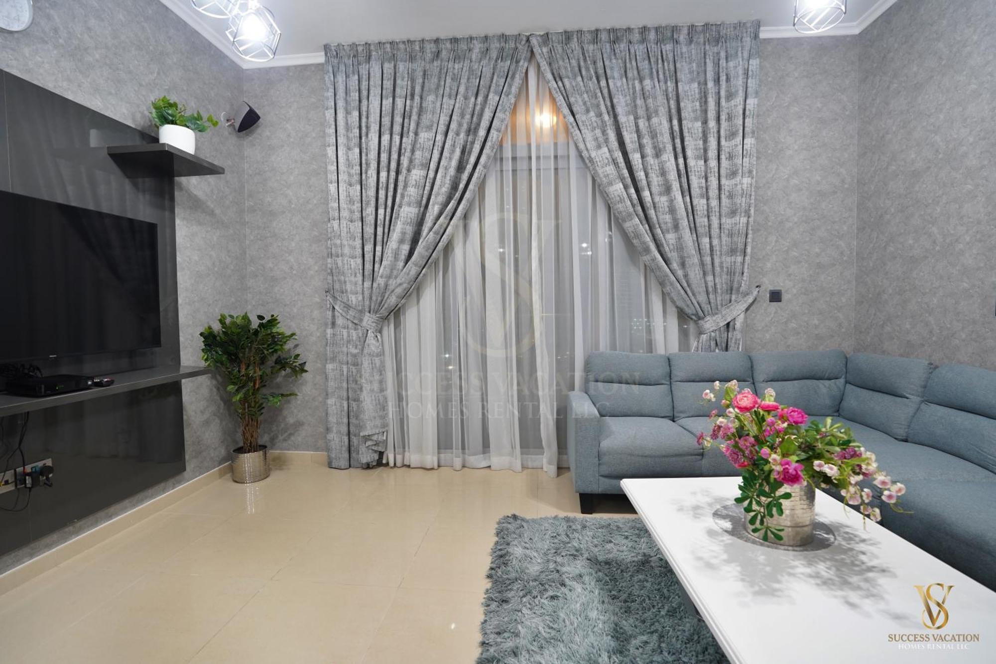 Success Luxury Apartment - 5 Min Away Marina Corniche - Free Housekeeping Provided Everyday-24-7 Staff Available For Services Dubaj Kültér fotó